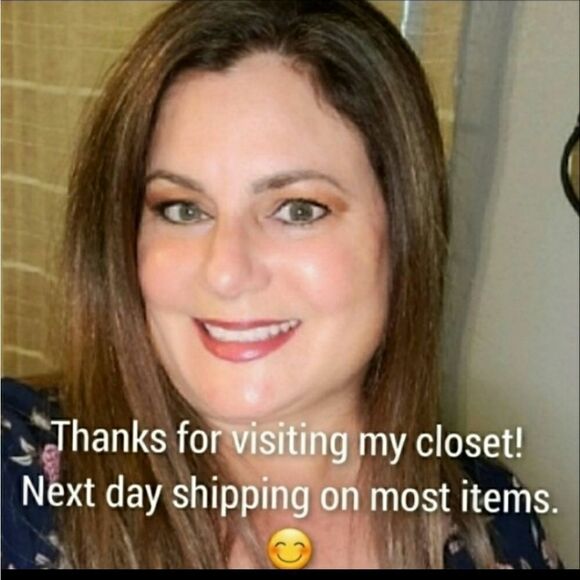 Miss Elaine Silky🌷 soft nightgown size Medium - Picture 12 of 13